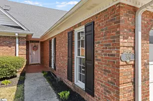 306 Greenview Cir, Greenville, SC 29609 - Photo 4