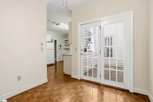 306 Greenview Cir, Greenville, SC 29609 - Photo 10