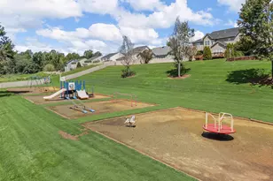 11 Twinings Dr, Simpsonville, SC 29681 - Photo 46