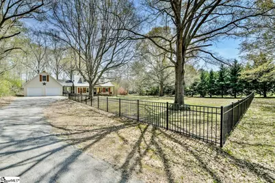 327 Hillside Church Road, Fountain Inn, SC 29644 - Photo 4