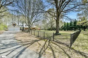 327 Hillside Church Rd, Fountain Inn, SC 29644 - Photo 4