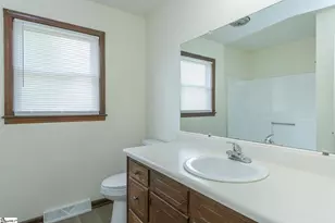 417 Greenmeadow Cir, Anderson, SC 29626 - Photo 32