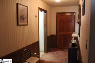 300 Marion Pl, Clinton, SC 29325 - Photo 12