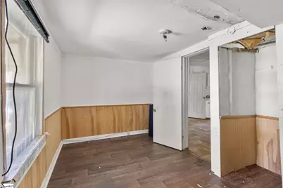 215 Truman Street, Laurens, SC 29360 - Photo 20