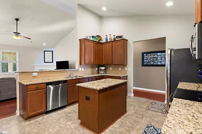 200 Marehaven Court, Piedmont, SC 29673 - Photo 12