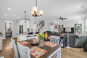 17 Byrnes Ln, Greenville, SC 29609 - Photo 14