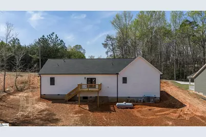 160 Holmes Drive, Spartanburg, SC 29303 - Photo 4