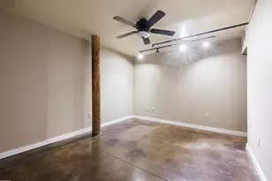 400 Mills Ave, Greenville, SC 29605 - Photo 8