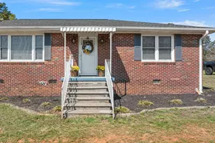 687 Gaffney Hwy, Jonesville, SC 29353 - Photo 6