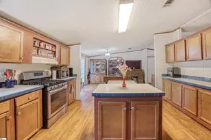 189 Farmers Hill Rd, Liberty, SC 29657 - Photo 8