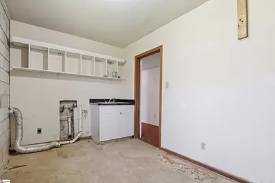228 Washington Road, Cowpens, SC 29330 - Photo 32