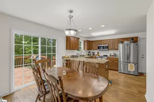 131 Tompkins Hl Ln, Pickens, SC 29671 - Photo 10
