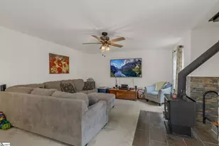 131 Tompkins Hl Ln, Pickens, SC 29671 - Photo 8