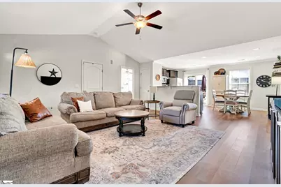 229 Icebow Road, Fountain Inn, SC 29644 - Photo 8