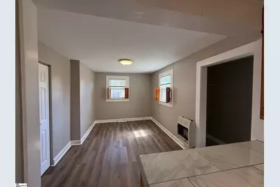 1021 Gentry Memorial Highway, Easley, SC 29640 - Photo 8