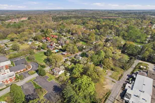 106 E Thompson St, Landrum, SC 29356 - Photo 18