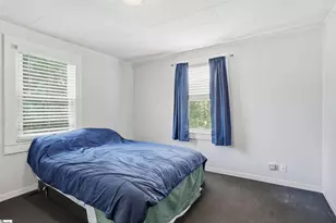 106 E Thompson St, Landrum, SC 29356 - Photo 10