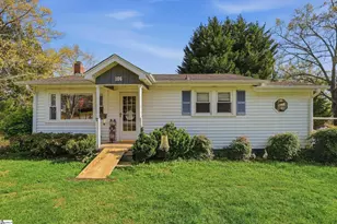 106 E Thompson St, Landrum, SC 29356 - Photo 1
