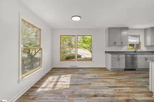 22 E Indian Trail, Taylors, SC 29687 - Photo 14