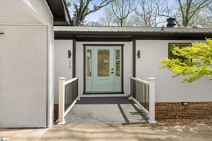 22 E Indian Trail, Taylors, SC 29687 - Photo 4