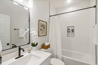 9 Hawthorne Lane #Unit 105, Greenville, SC 29605 - Photo 18