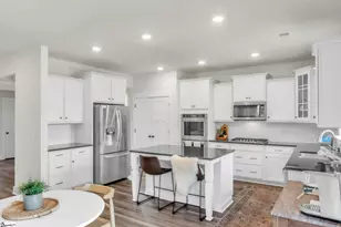 313 Foxbank Cir, Greer, SC 29651 - Photo 18