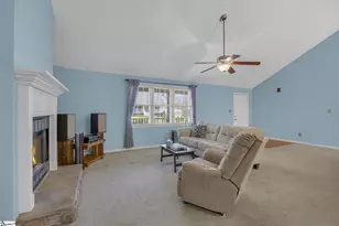 101 Divine Dr, Easley, SC 29640 - Photo 6