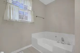 101 Divine Dr, Easley, SC 29640 - Photo 18