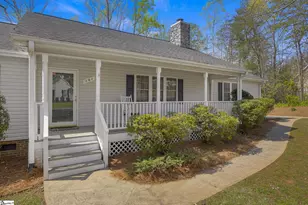 101 Divine Dr, Easley, SC 29640 - Photo 2