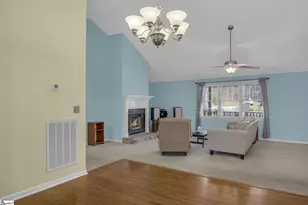 101 Divine Dr, Easley, SC 29640 - Photo 14