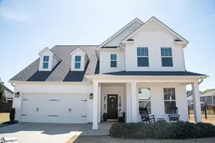 305 Kelby St, Travelers Rest, SC 29690 - Photo 2