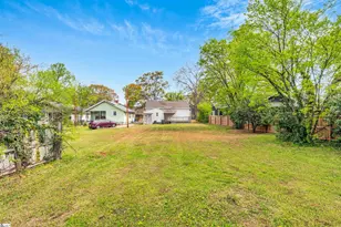 521 Perry Ave, Greenville, SC 29611 - Photo 16
