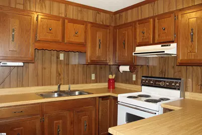 1007 Oneal Street, Belton, SC 29627 - Photo 8