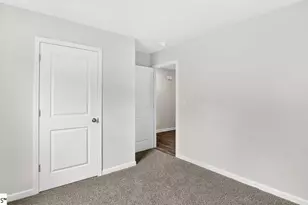 718 N Ivyblake Ct, Woodruff, SC 29388 - Photo 6