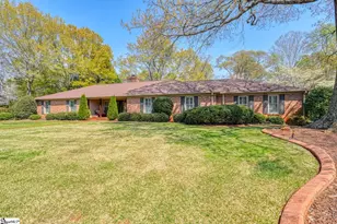 300 Crestview Ln, Spartanburg, SC 29301 - Photo 2