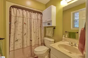 300 Crestview Ln, Spartanburg, SC 29301 - Photo 16