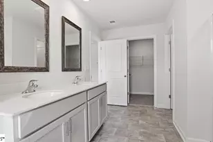121 Depot Cir, Greenwood, SC 29646 - Photo 32