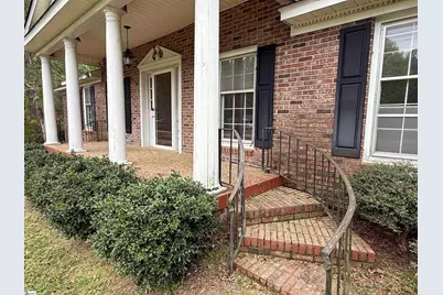 736 Sunset Boulevard, Clinton, SC 29325 - Photo 2