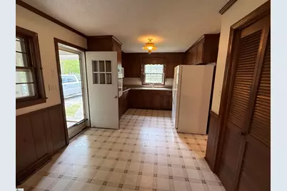 736 Sunset Boulevard, Clinton, SC 29325 - Photo 8