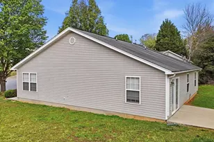 20 Laurelhurst Ct, Greer, SC 29650 - Photo 24