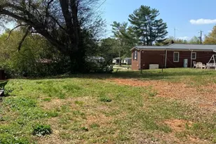 521 Park St, Inman, SC 29349 - Photo 16