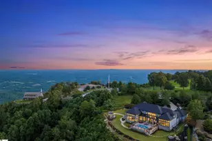 105 The Cliffs Pkwy, Landrum, SC 29356 - Photo 2