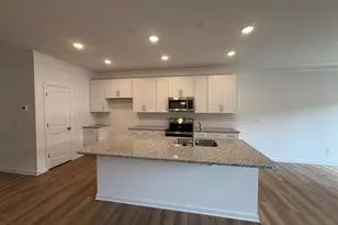 605 Autumn Lk Rd, Simpsonville, SC 29681 - Photo 6