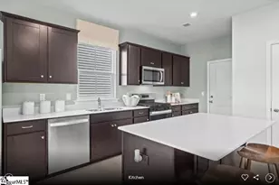 9015 Margot Pl, Spartanburg, SC 29307 - Photo 6