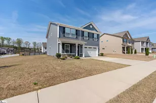 136 Frost Flower Wy, Fountain Inn, SC 29644 - Photo 2