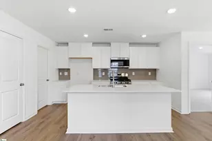 309 Meadow Gate Ct, Fountain Inn, SC 29644 - Photo 8