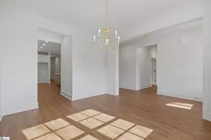 101 E C Ave, Easley, SC 29640 - Photo 6