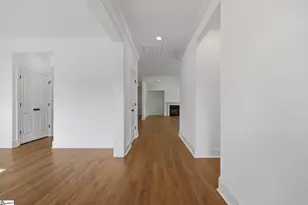 101 E C Ave, Easley, SC 29640 - Photo 4