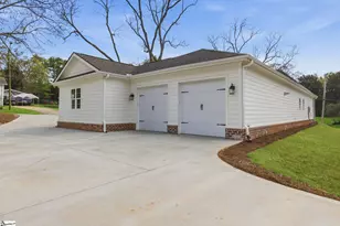 101 E C Ave, Easley, SC 29640 - Photo 46