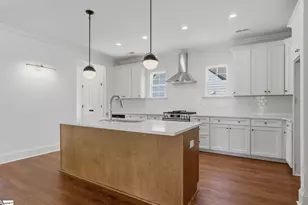 101 E C Ave, Easley, SC 29640 - Photo 14